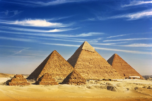 Mơ thấy kim tự tháp Ai Cập bằng cát lành hay dữ?